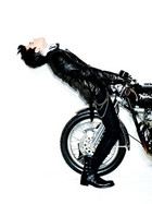 Adam Lambert : adam-lambert-1331738936.jpg