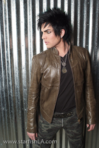 Adam Lambert : adam-lambert-1331738975.jpg