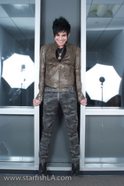 Adam Lambert : adam-lambert-1331738984.jpg