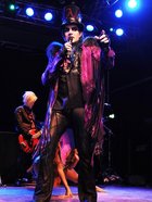 Adam Lambert : adam-lambert-1332612273.jpg