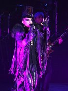 Adam Lambert : adam-lambert-1333061354.jpg