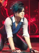 Adam Lambert : adam-lambert-1334426666.jpg