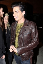 Adam Lambert : adam-lambert-1335238301.jpg