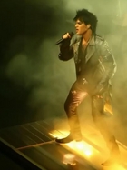 Adam Lambert : adam-lambert-1335729626.jpg