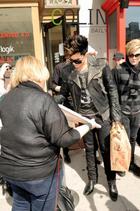 Adam Lambert : adam-lambert-1335807377.jpg