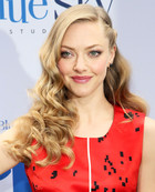 Amanda Seyfried : amanda-seyfried-1370107678.jpg