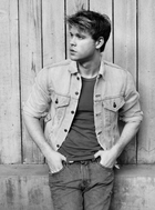 Chord Overstreet : chord-overstreet-1382045154.jpg