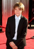 Dakota Goyo : dakota-goyo-1376417577.jpg