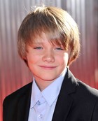 Dakota Goyo : dakota-goyo-1376418047.jpg