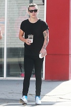 Harry Styles : harry-styles-1480179537.jpg