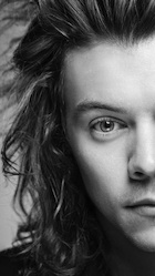 Harry Styles : harry-styles-1491258243.jpg