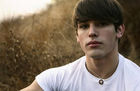 Justin Gaston : JustinGaston_1242064353.jpg