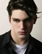 Justin Gaston : JustinGaston_1292006315.jpg