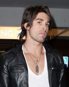 Justin Gaston : JustinGaston_1294335739.jpg