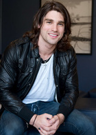 Justin Gaston : JustinGaston_1301949338.jpg