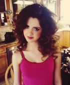 Laura Marano : laura-marano-1362210116.jpg