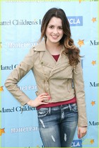 Laura Marano : laura-marano-1363148921.jpg