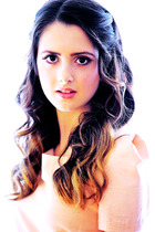 Laura Marano : laura-marano-1399831397.jpg