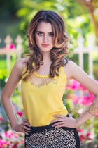 Laura Marano : laura-marano-1419273272.jpg