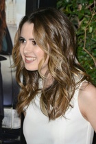 Laura Marano : laura-marano-1423763847.jpg