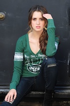 Laura Marano : laura-marano-1449310999.jpg