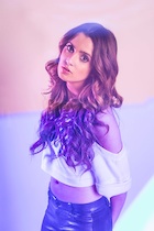 Laura Marano : laura-marano-1460126382.jpg