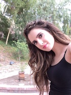 Laura Marano : laura-marano-1478360283.jpg