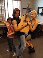 Leo Howard : TI4U1476970255.jpg