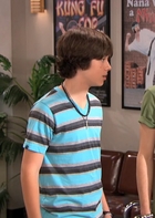 Leo Howard : leo-howard-1323359455.jpg