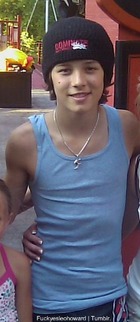 Leo Howard : leo-howard-1329687150.jpg