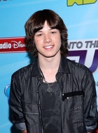 Leo Howard : leo-howard-1342371123.jpg