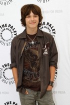 Leo Howard : leo-howard-1345212957.jpg