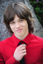 Leo Howard : leo-howard-1362211626.jpg