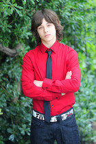 Leo Howard : leo-howard-1362211770.jpg