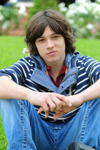 Leo Howard : leo-howard-1362212487.jpg