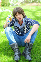 Leo Howard : leo-howard-1362212678.jpg