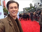 Leo Howard : leo-howard-1430091001.jpg