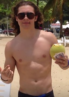 Leo Howard : leo-howard-1639758074.jpg