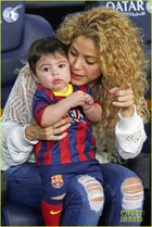 Shakira : shakira-1379443153.jpg