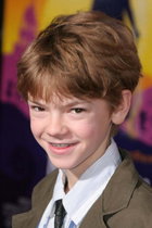 Thomas Sangster : TI4U_u1145294203.jpg