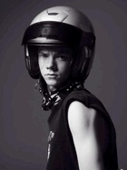 Thomas Sangster : thomas-sangster-1427027402.jpg