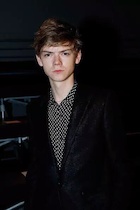 Thomas Sangster : thomas-sangster-1444174201.jpg