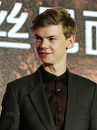 Thomas Sangster : thomas-sangster-1445606401.jpg