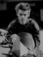 Thomas Sangster : thomas-sangster-1453897081.jpg