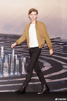 Thomas Sangster : thomas-sangster-1515715561.jpg