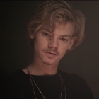 Thomas Sangster : thomas-sangster-1603922710.jpg