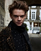 Thomas Sangster : thomas-sangster-1608405245.jpg