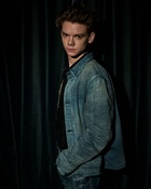 Thomas Sangster : thomas-sangster-1608502102.jpg