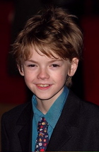 Thomas Sangster : tsangster05.jpg