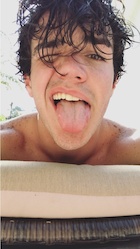 Aaron Carpenter : aaron-carpenter-1499660281.jpg